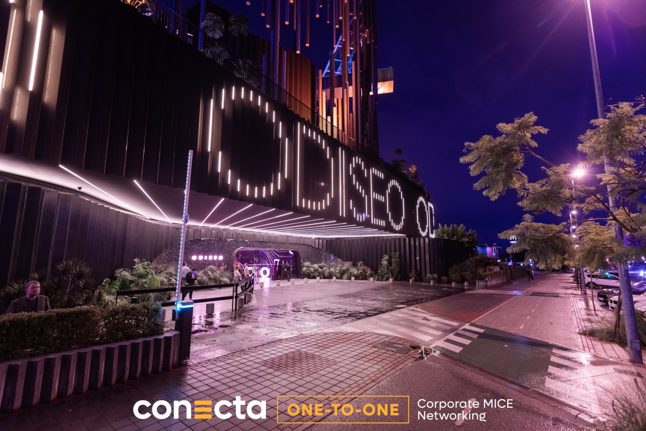 Orenes impulsa la conexión entre el mundo del casino y el sector MICE en Conecta One-to-One Murcia