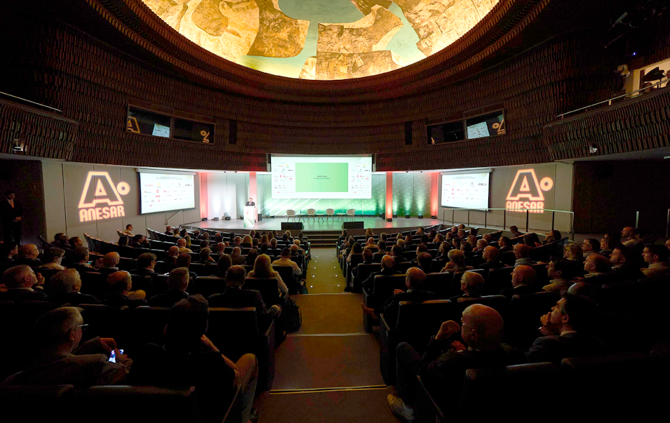 “El factor humano: construyendo una experiencia de calidad”: Mesa redonda con empleados y clientes como protagonistas en el 13º Congreso de ANESAR