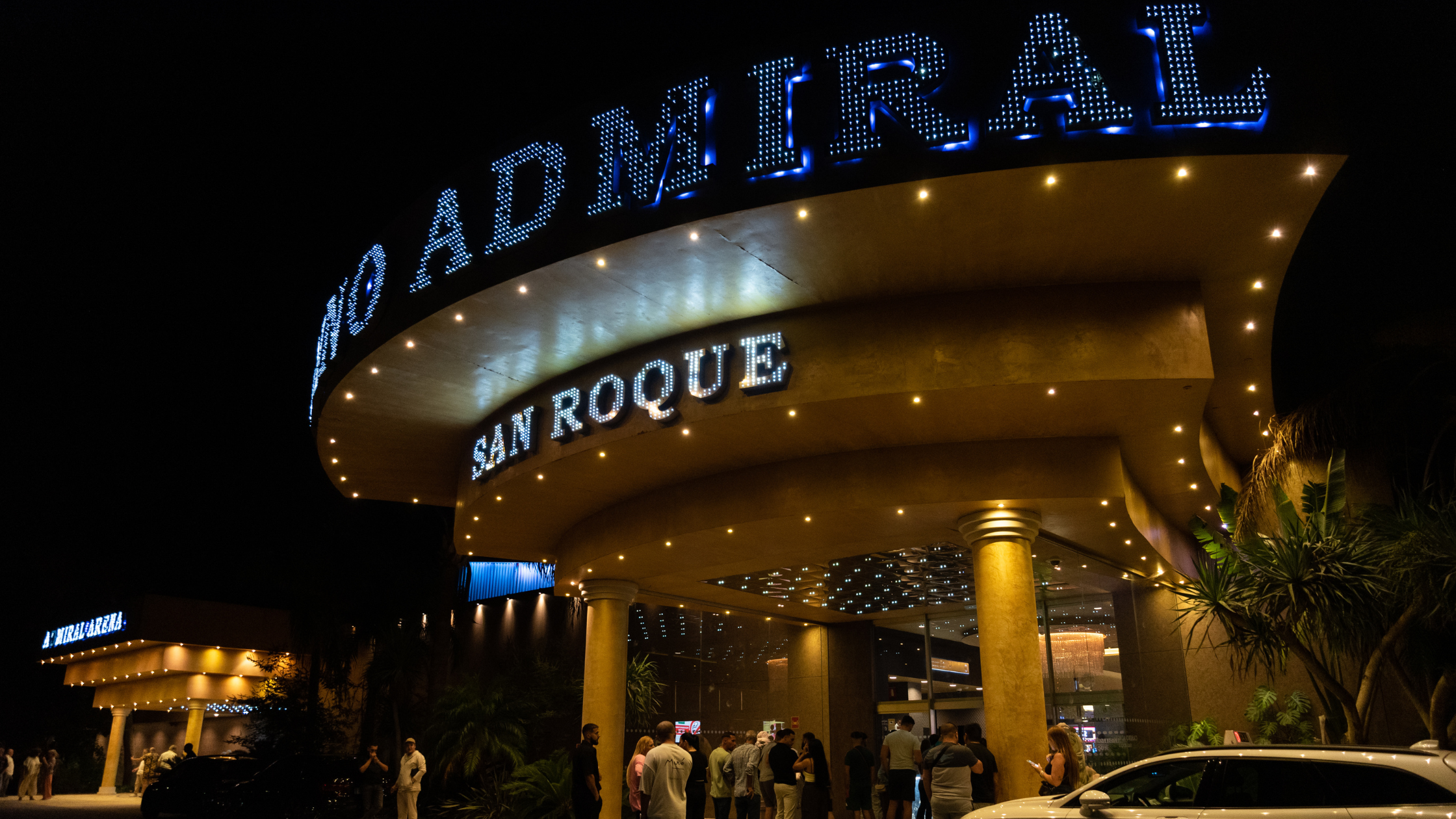 Casino Admiral San Roque celebra sus diez años con más de mil visitas y el Admiral Arena lleno